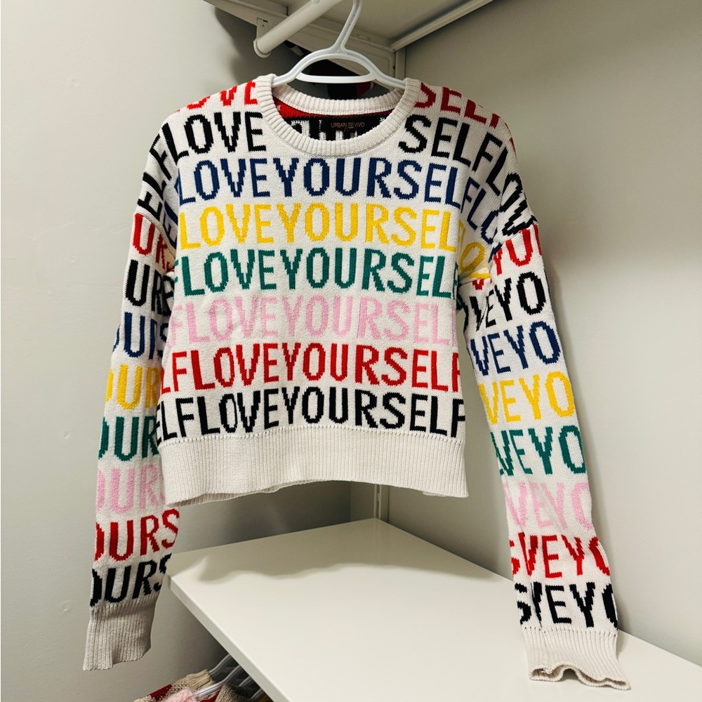 Colorful Letter Cropped Swearer - Size S